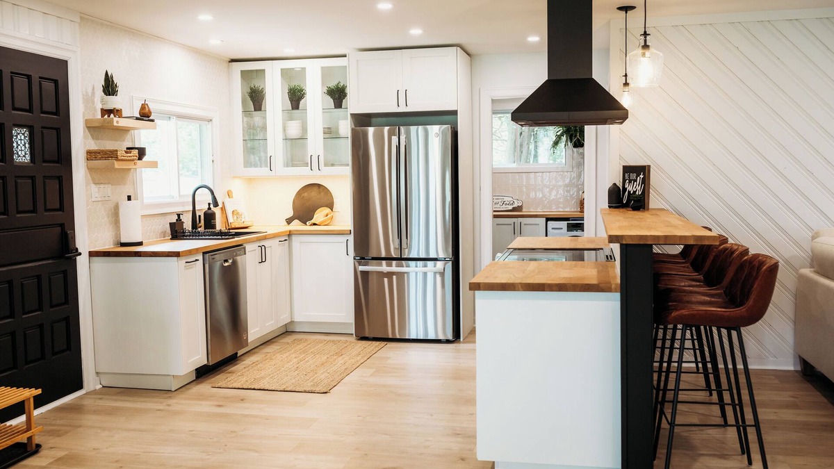 Horton Cottage | Beautiful, modern, cottage with hot tub and more
