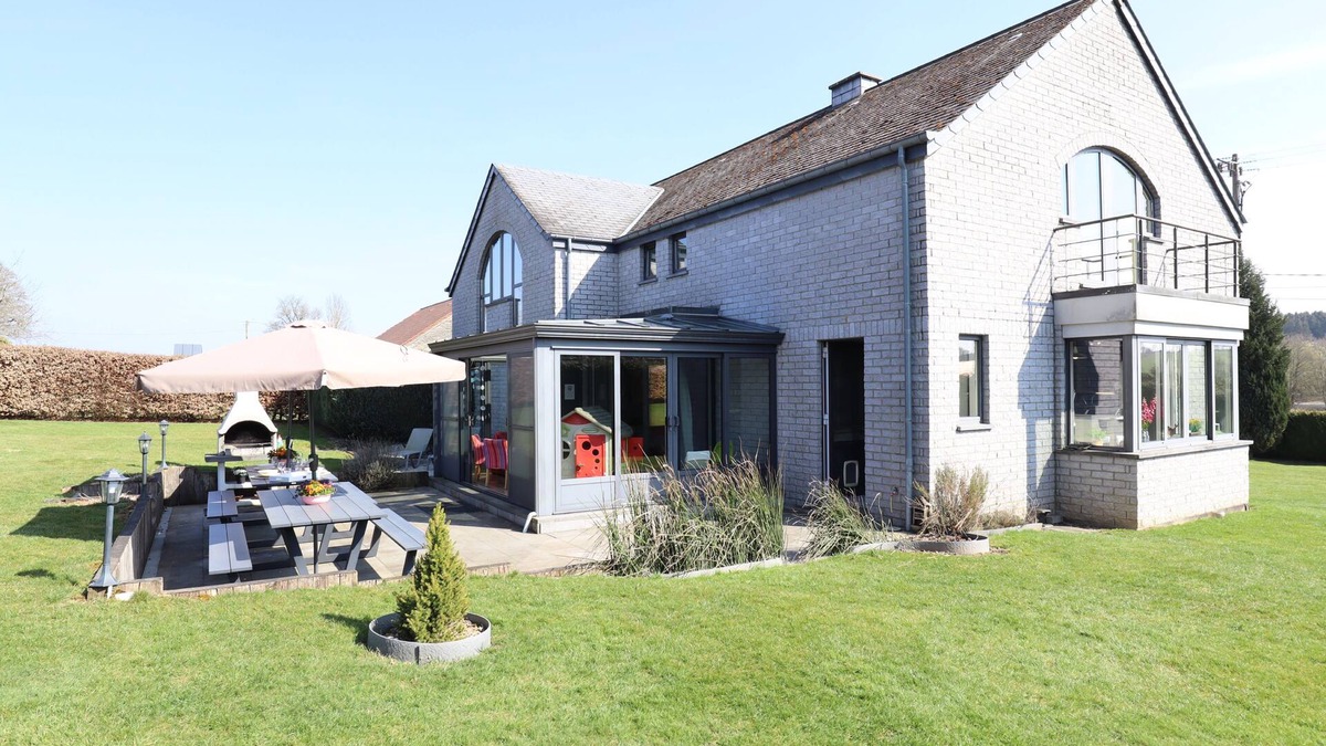 Houffalize House | Beautiful Modern Group Home with Wellness