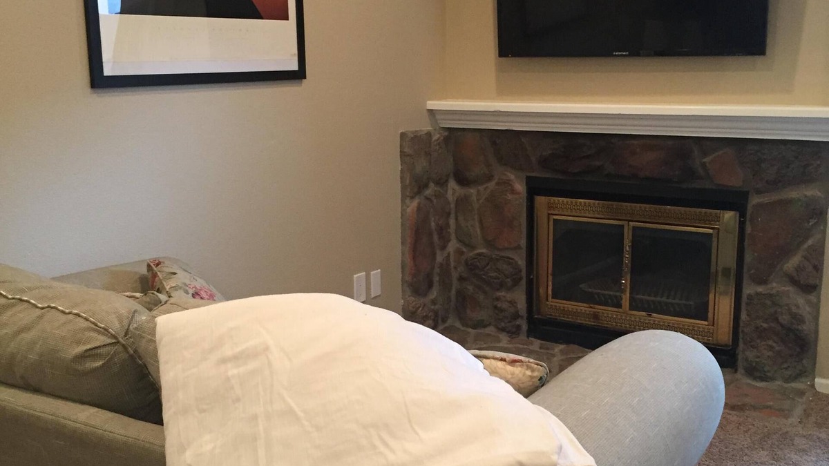 Georgetown Condo | Beautiful Mountain Condo by the Creek