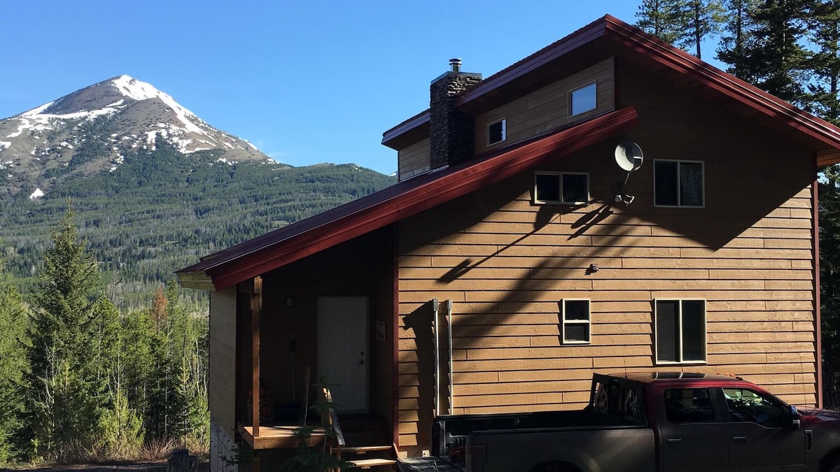 Essex Cabin | Beautiful Mountain Home with Great Views. Near E. Glacier. See Drone Video
