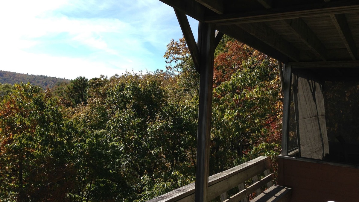 Lake Toxaway Condo | BEAUTIFUL MOUNTAIN GETAWAY