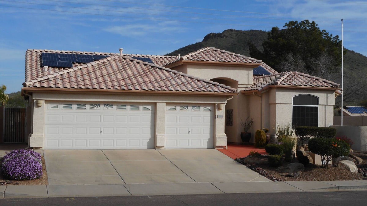 Pinnacle Hill House | Beautiful Mountain Views