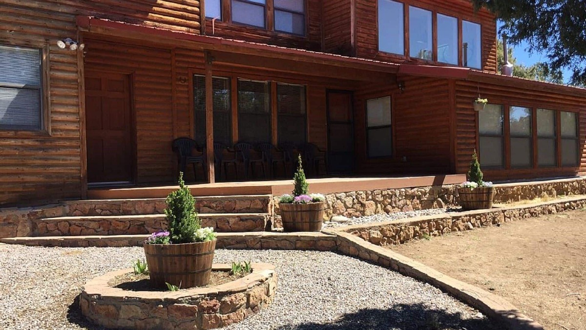 Rutheron Cabin | Beautiful Multi. Family 4bdrm. "El Vado Lake" Cabin with Jaccuzi