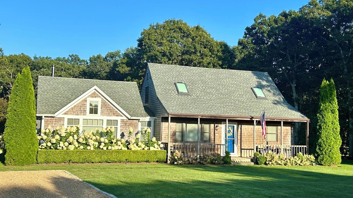 Oak Bluffs House | Beautiful MV Retreat - Central AC - Large Deck, Blue Stone Patio and Fire Pit