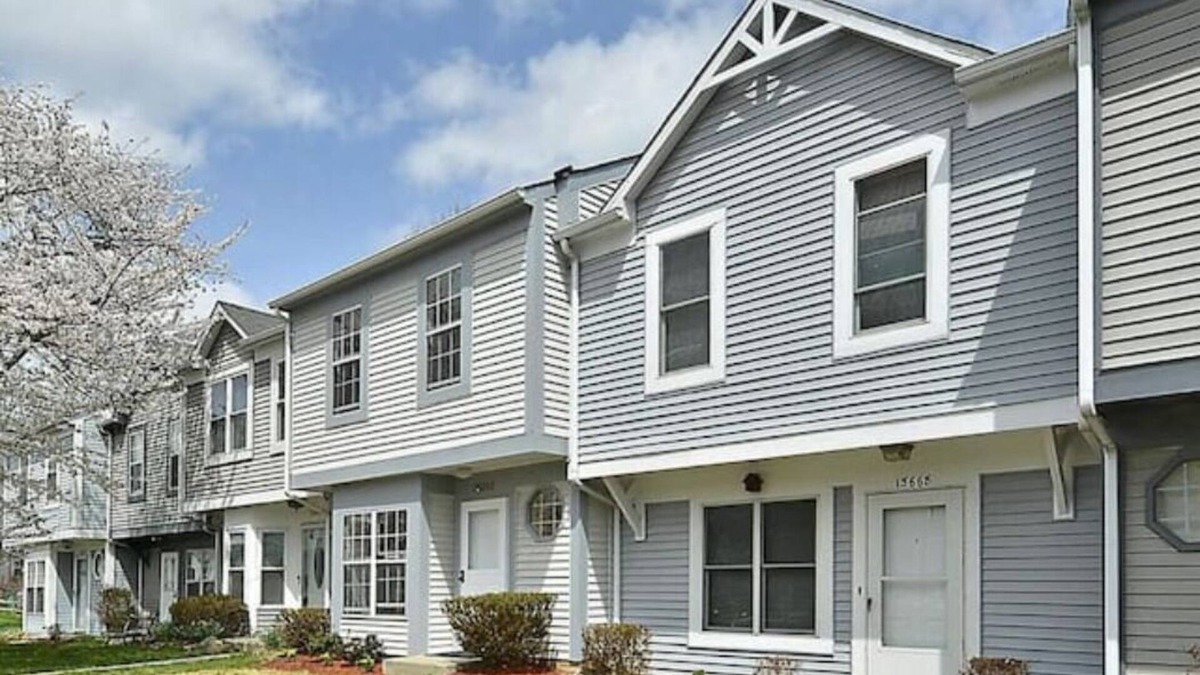 Aspen Hill House | Beautiful neighborhood - 2BR Townhouse