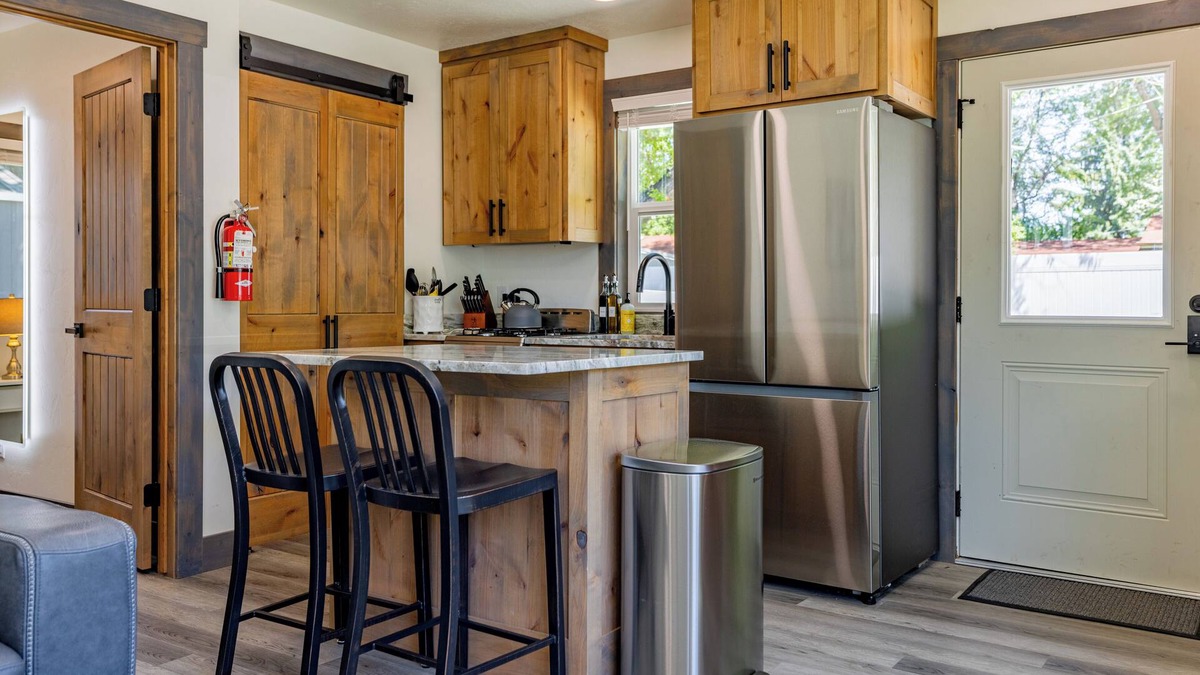 Cody House | Beautiful NEW 1-bed, 1-bath right in downtown Cody! Sleeps up to 4.