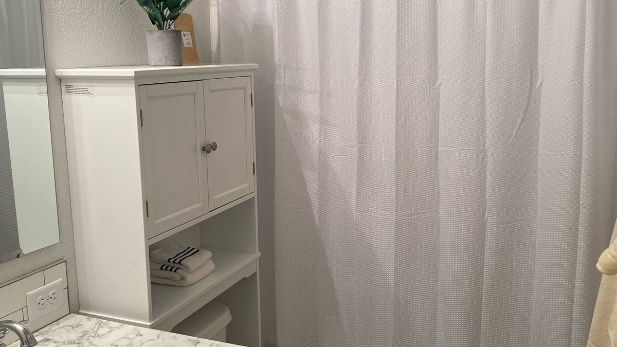 Southwest Ada County Alliance House | Beautiful New condo next to Park, 2 story Boise dream! Small Pets Welcome
