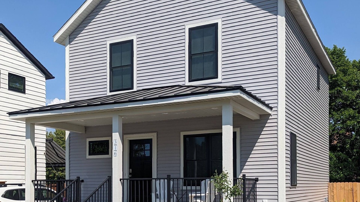 Grand Haven Cottage | Beautiful New Construction (2023) Vacation Rental In Downtown Grand Haven, MI.