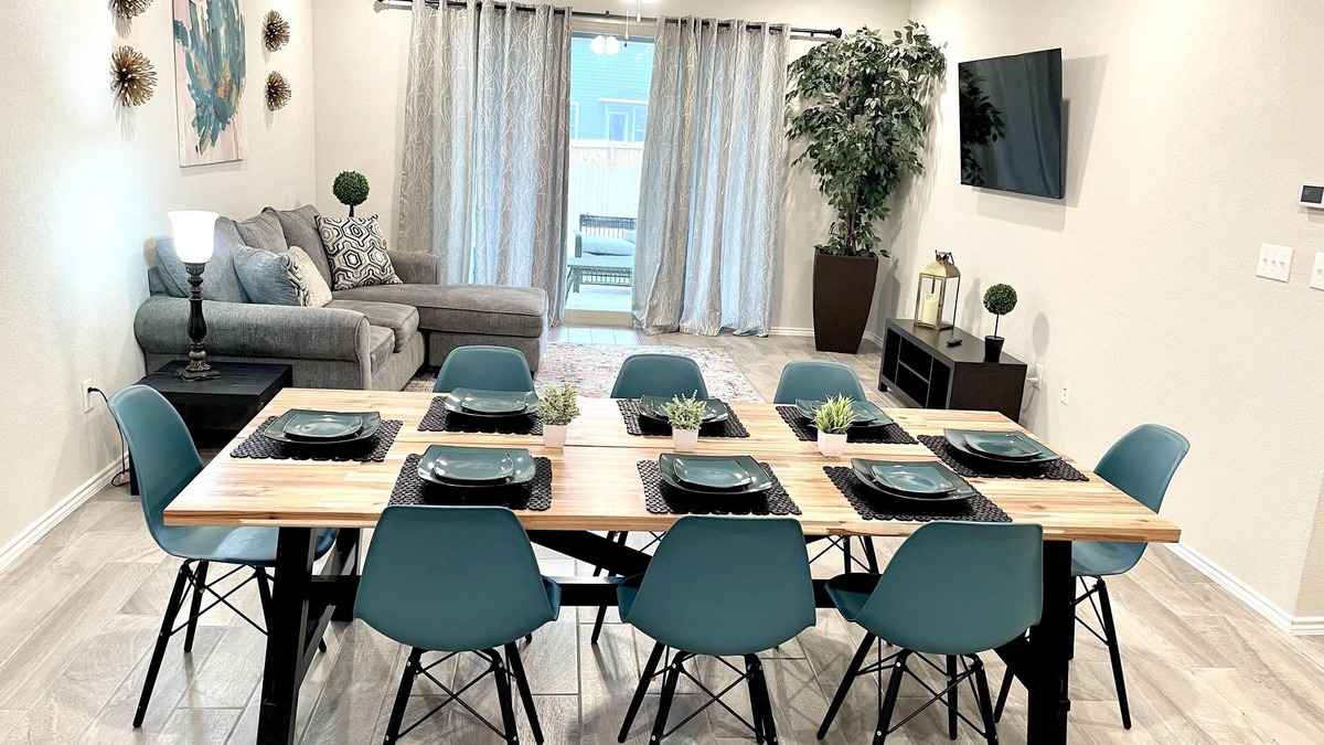 Converse House | Beautiful new home near Randolph Air Force Base