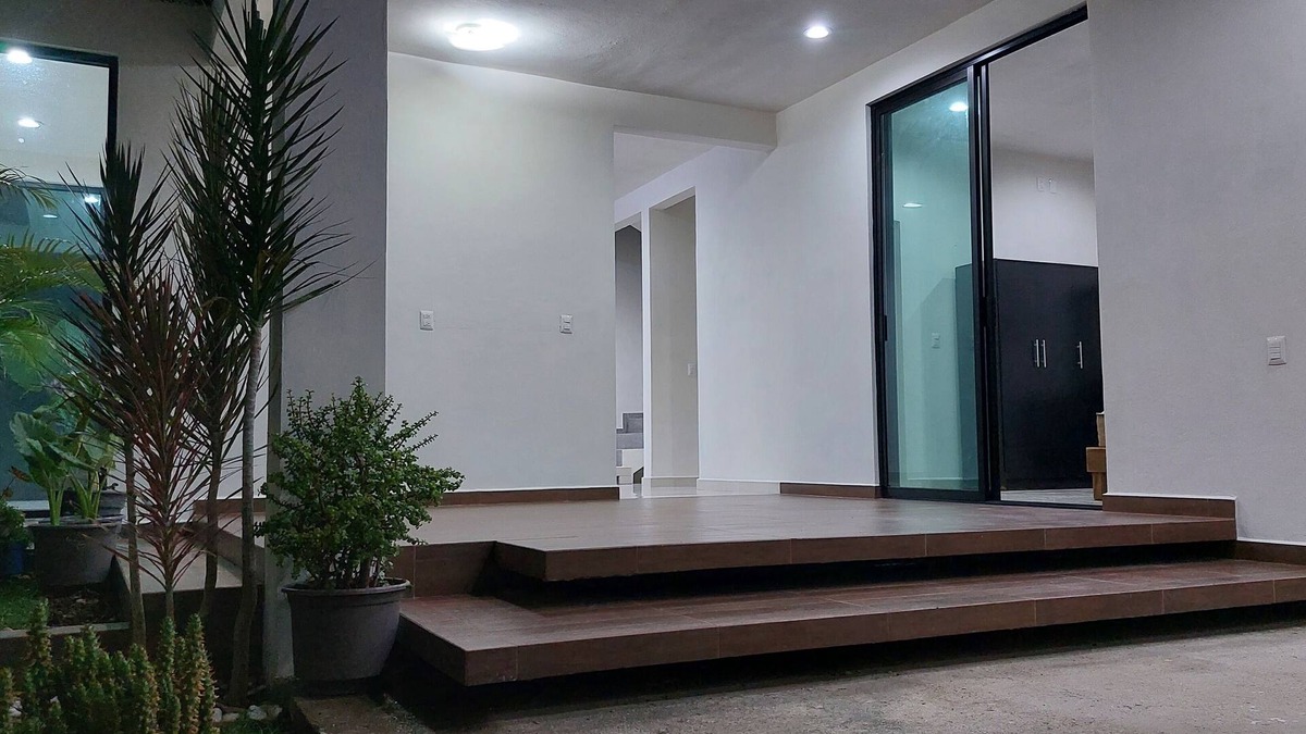 San Lorenzo Cacaotepec House | Beautiful new house in a very quiet and safe town. Pet friendly.