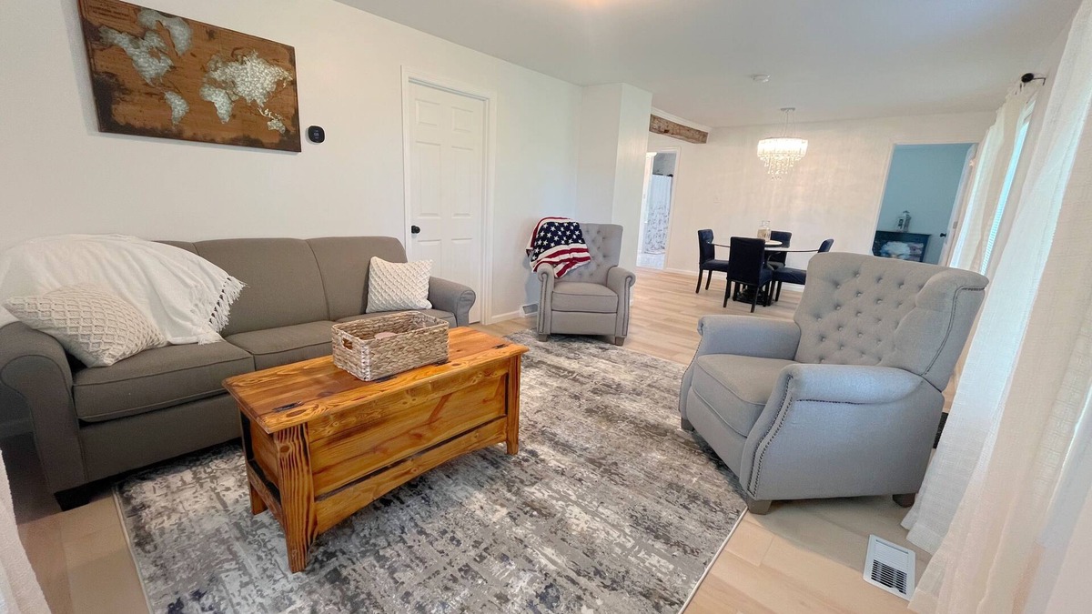 Montrose Township House | Beautiful newly renovated home.