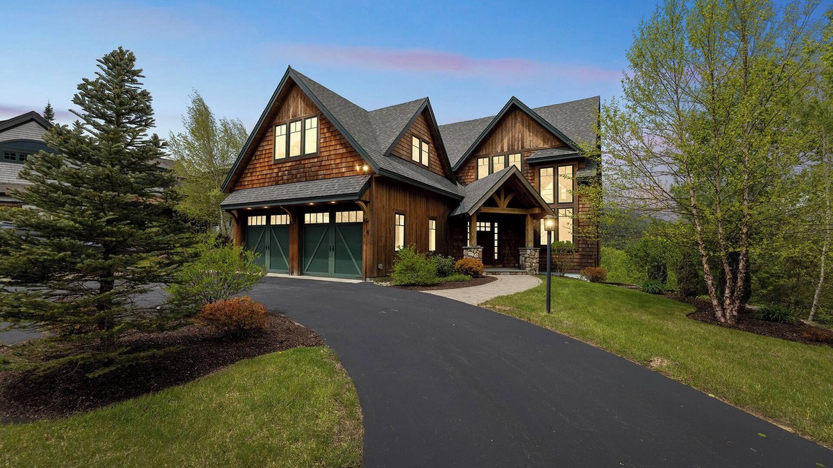 Waterville Valley House | Beautiful, New Mountain Home with Hot Tub and Breathtaking Mountain Views
