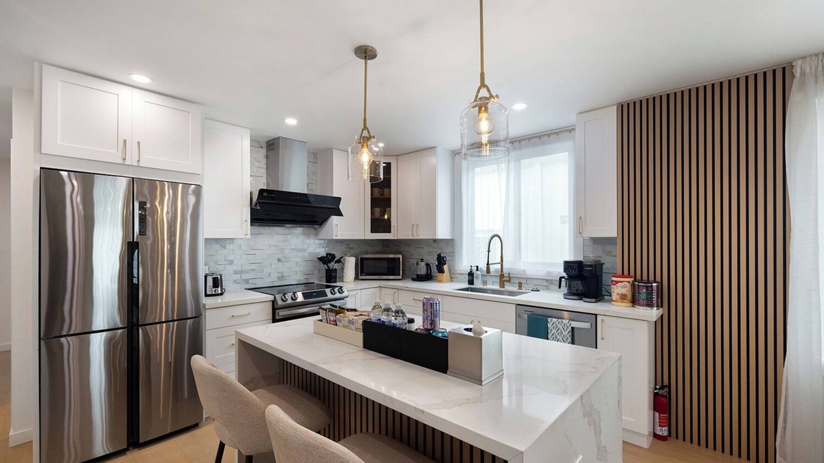 Westlake House | Beautiful Newly Remodeled 4BR 2BA Home Safe Town Near SF, SFO