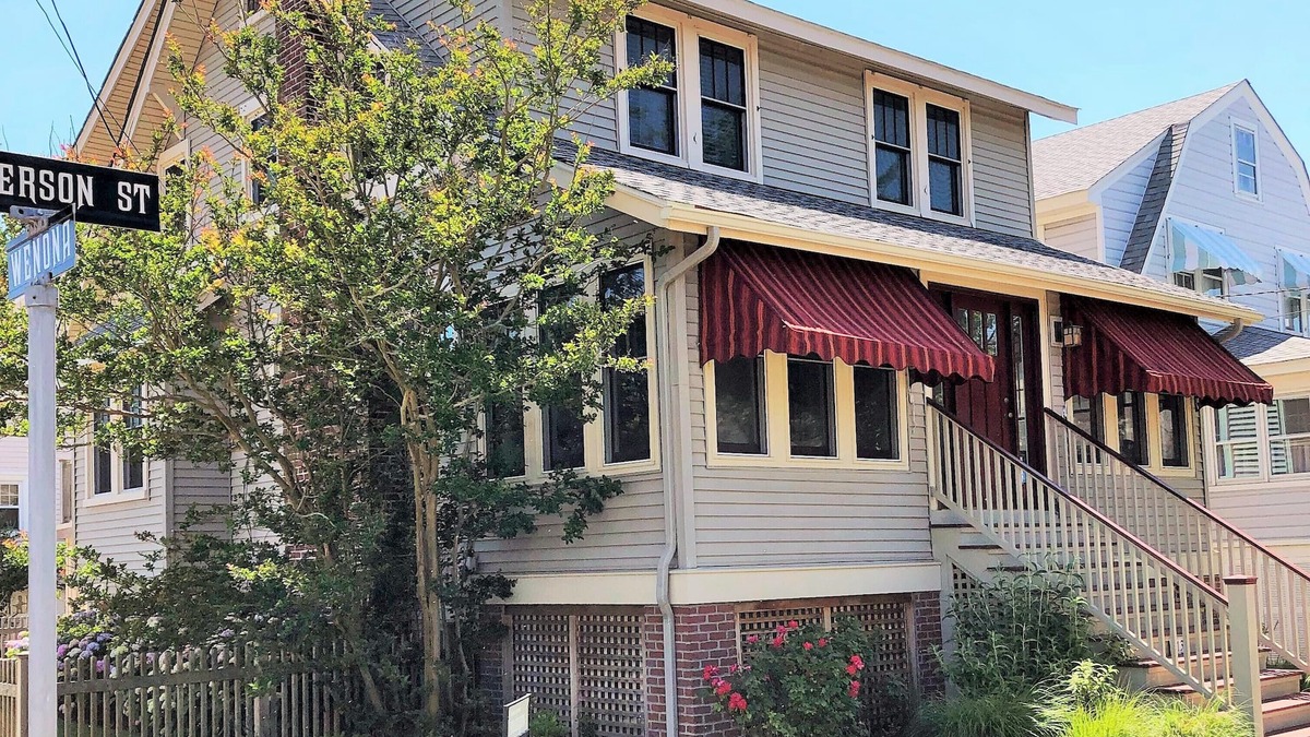 Cape May House | Beautiful newly renovated home - Great location close to beach and town center