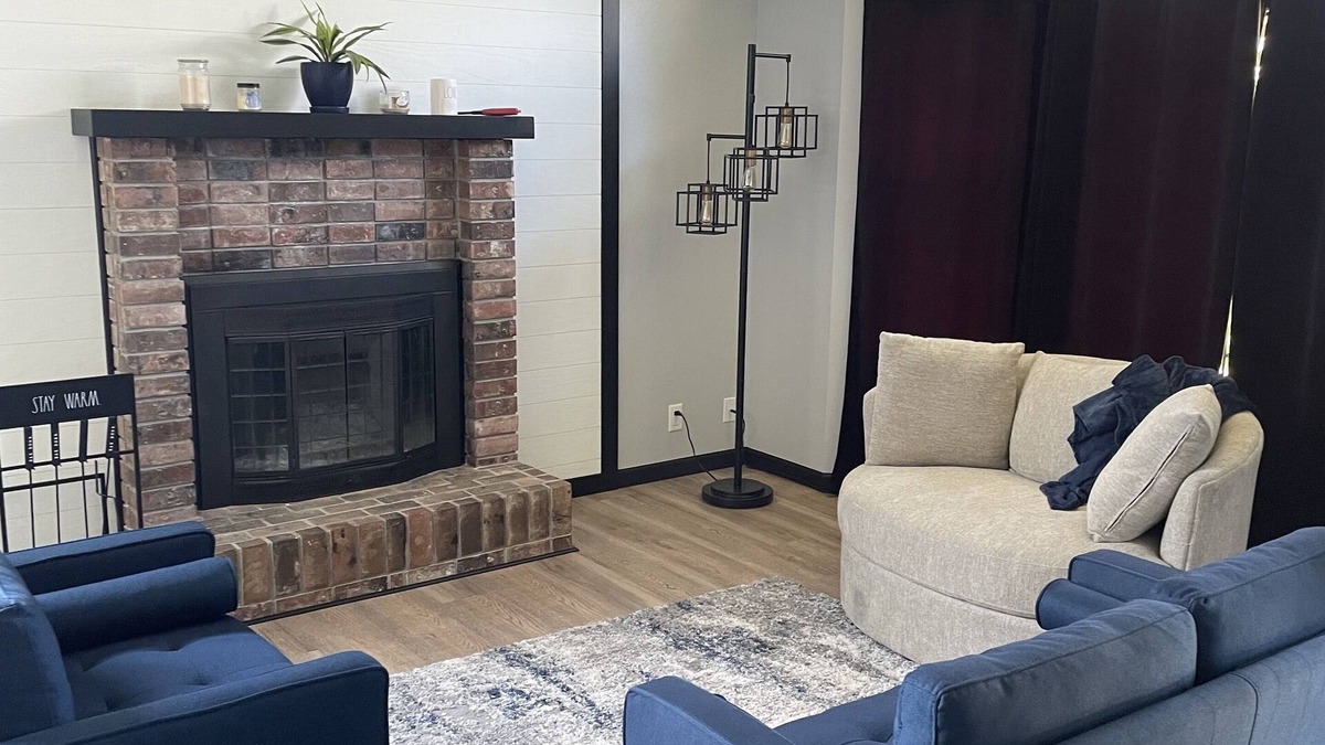 Alvadore House | Beautiful, newly-renovated three bedroom home!