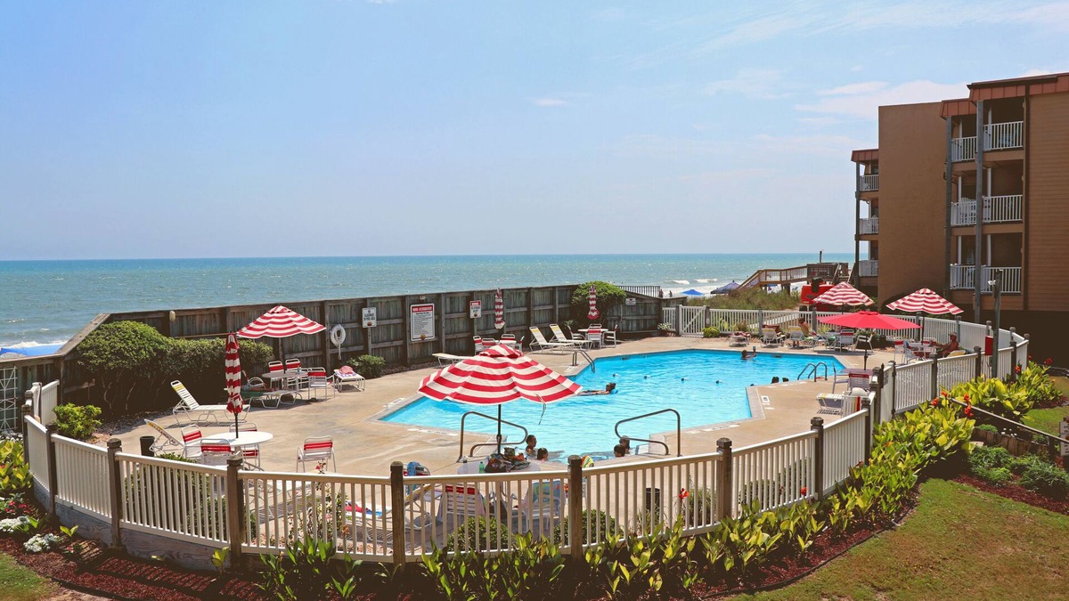 Sneads Ferry Condo | Beautiful Oceanfront Topsail Dunes Condo Steps From The Beach.