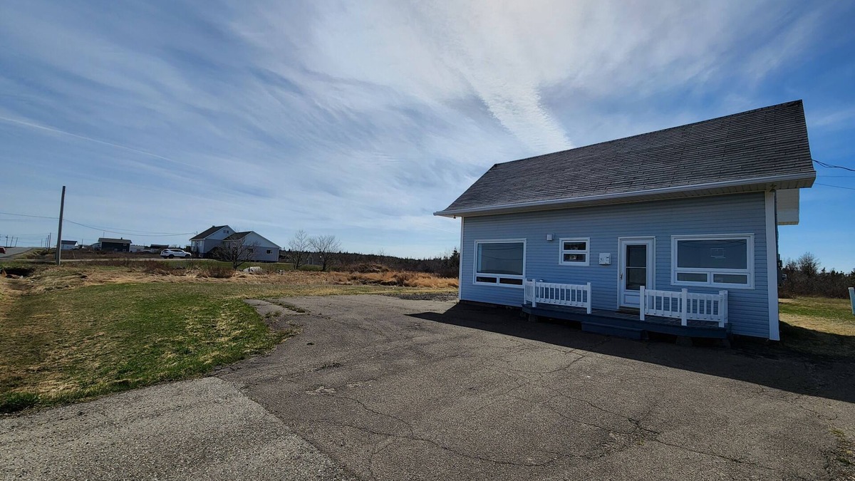 Cap-Bateau House | Beautiful Oceanfront 4 Season Home Away From Home
