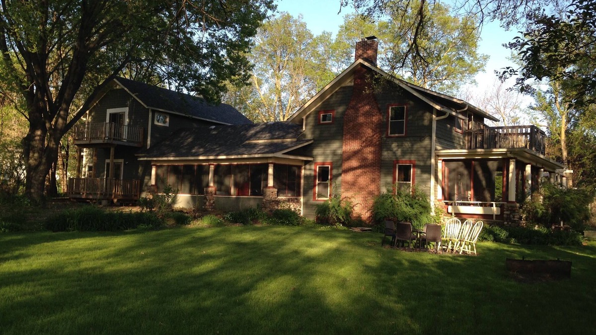 Prescott House | Beautiful old home with lots of character, a few blocks from downtown Prescott!