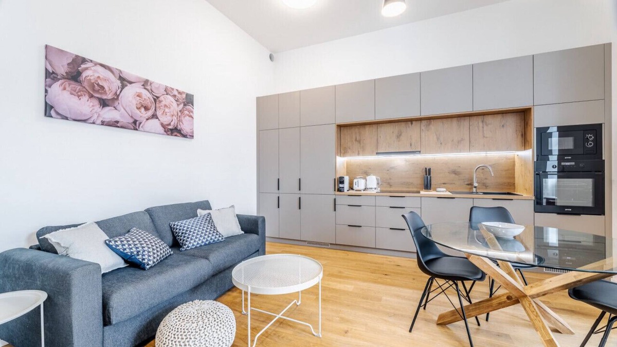 Nove Mesto Apartment | Beautiful one bedroom apartment in the Heart of Prague by easyBNB