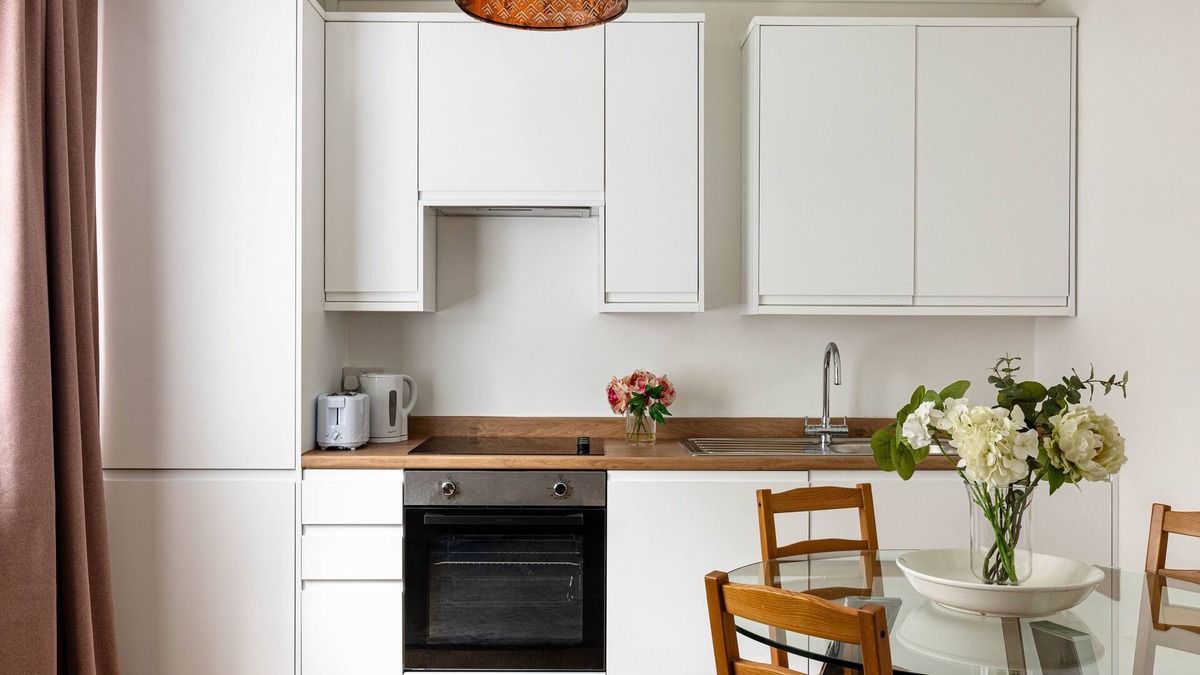 Town Apartment | Beautiful one bedroom flat with a garden in Fulham