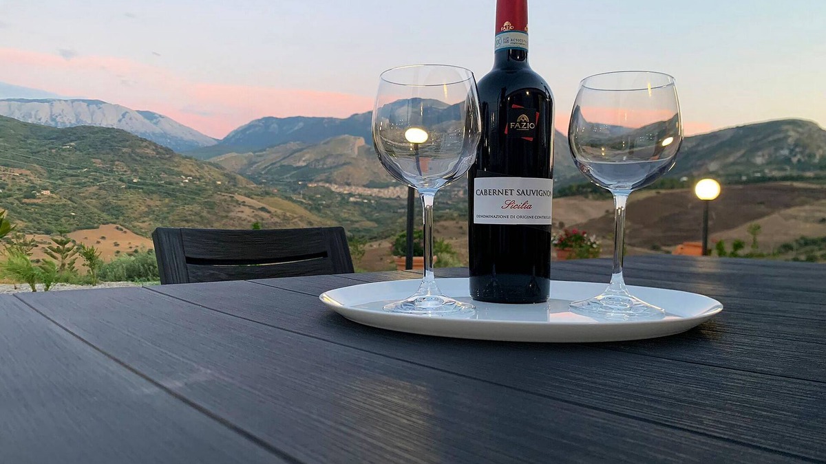 Collesano Villa | Beautiful Panoramas and Relax in the countryside, at a few minutes from the Sea!