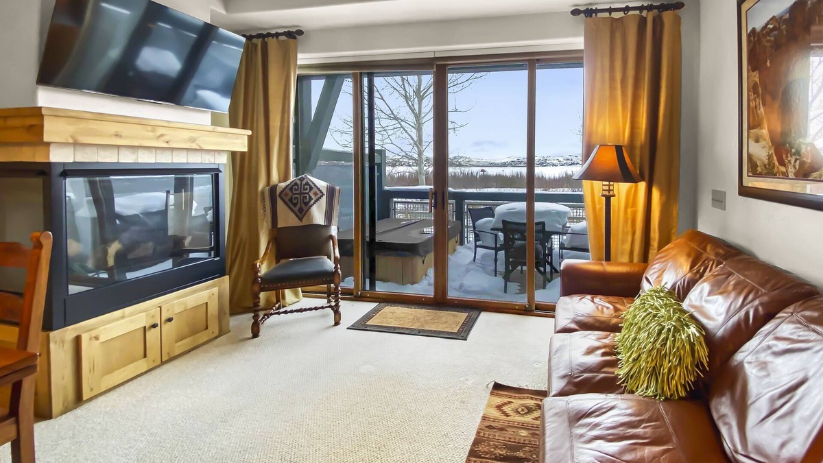 Kimball Junction House | Beautiful Park City Town Home w/Hot Tub! Gorgeous Nature Views! Drive to Lifts!
