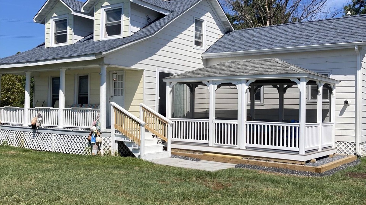 Fishing Creek House | BEAUTIFUL PEACEFUL, SCENIC, ENJOY CRABS N FISH MEMORABLE, FREE TOUR OF AREA!