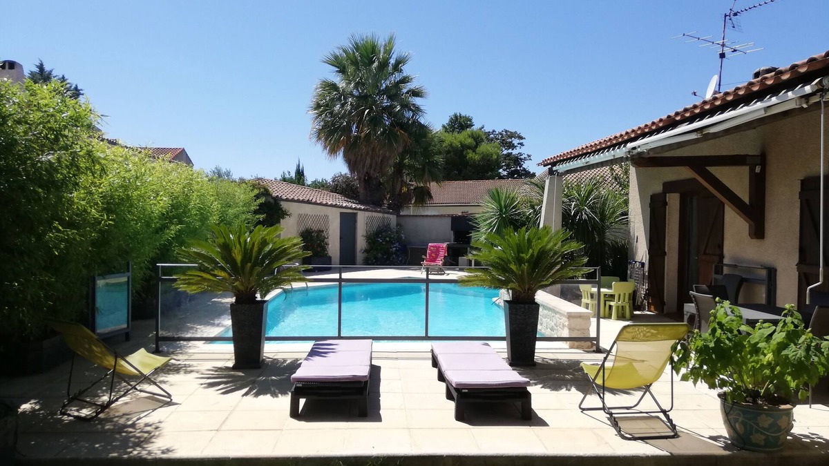 Bellegarde House | Beautiful pool villa 10 minutes from Nîmes at the gateway to the Camargue and the Alpilles