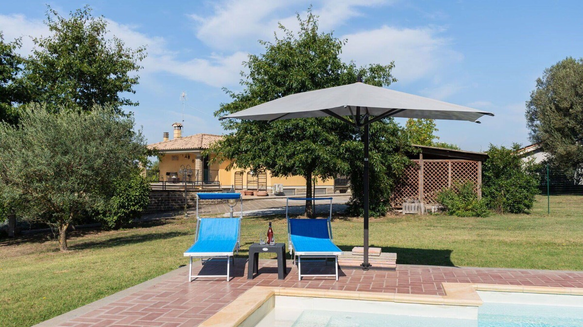 Manziana Villa | Beautiful private villa with A/C, WIFI, private pool, TV, patio, pets allowed and parking