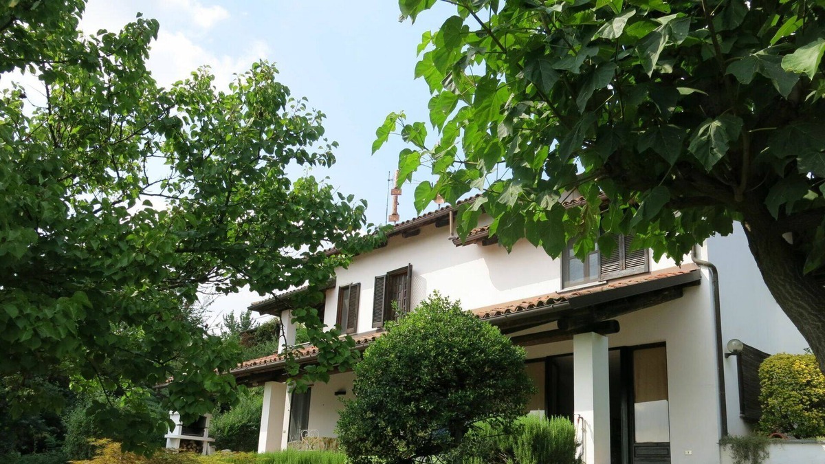 Nizza Monferrato House | Beautiful private villa for 5 people with WIFI, TV, terrace, pets allowed and parking