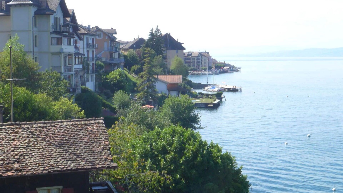 Aran House | Beautiful private villa for 8 guests with TV, terrace, panoramic view and parking