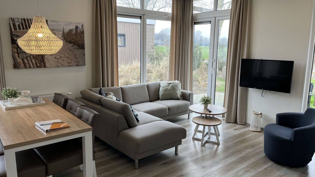Municipality of Hellevoetsluis House | Beautiful private villa for 6 people with WIFI, TV and terrace
