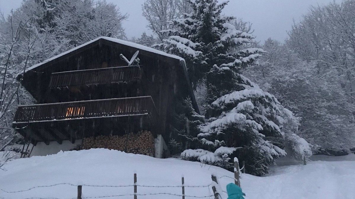 Salvan Ski Chalet | Beautiful private chalet in Valais in a ski resort