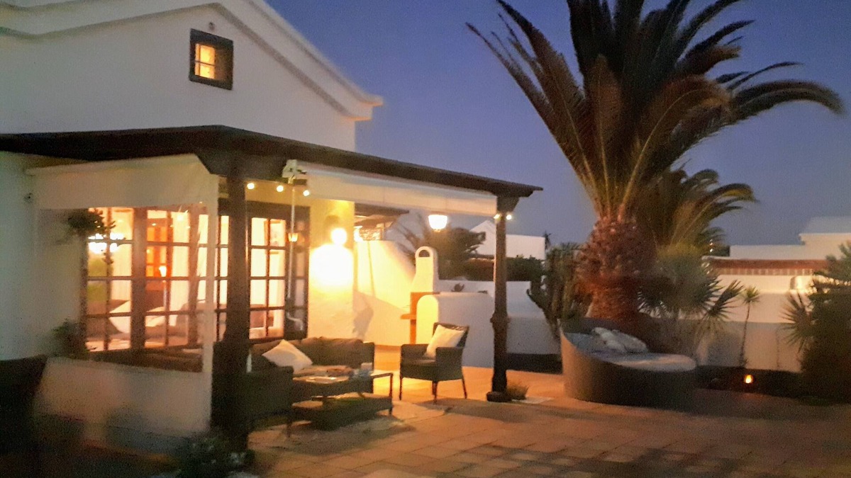 Montana Roja Villa | Beautiful private 2 bed villa with own pool in quiet location