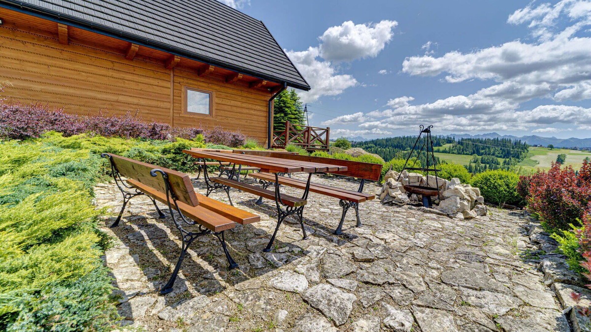 Czarny Dunajec House | Beautiful private villa for 7 people with WIFI, TV, patio, pets allowed and parking