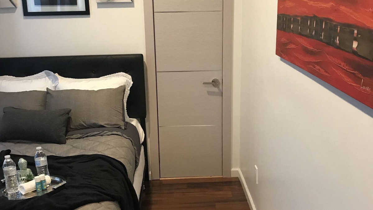 Hicksville House | Beautiful Private room in Hicksville close to LIRR