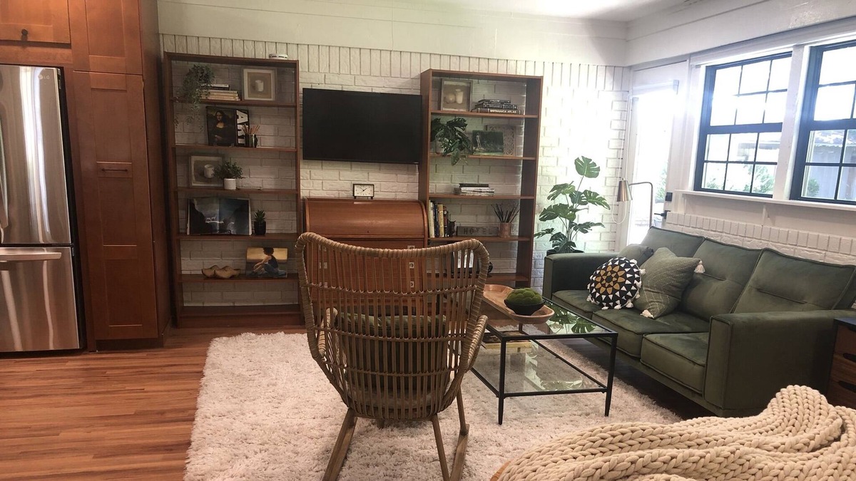 Texarkana Apartment | Beautiful Private Studio-Full Kitchen, W/D