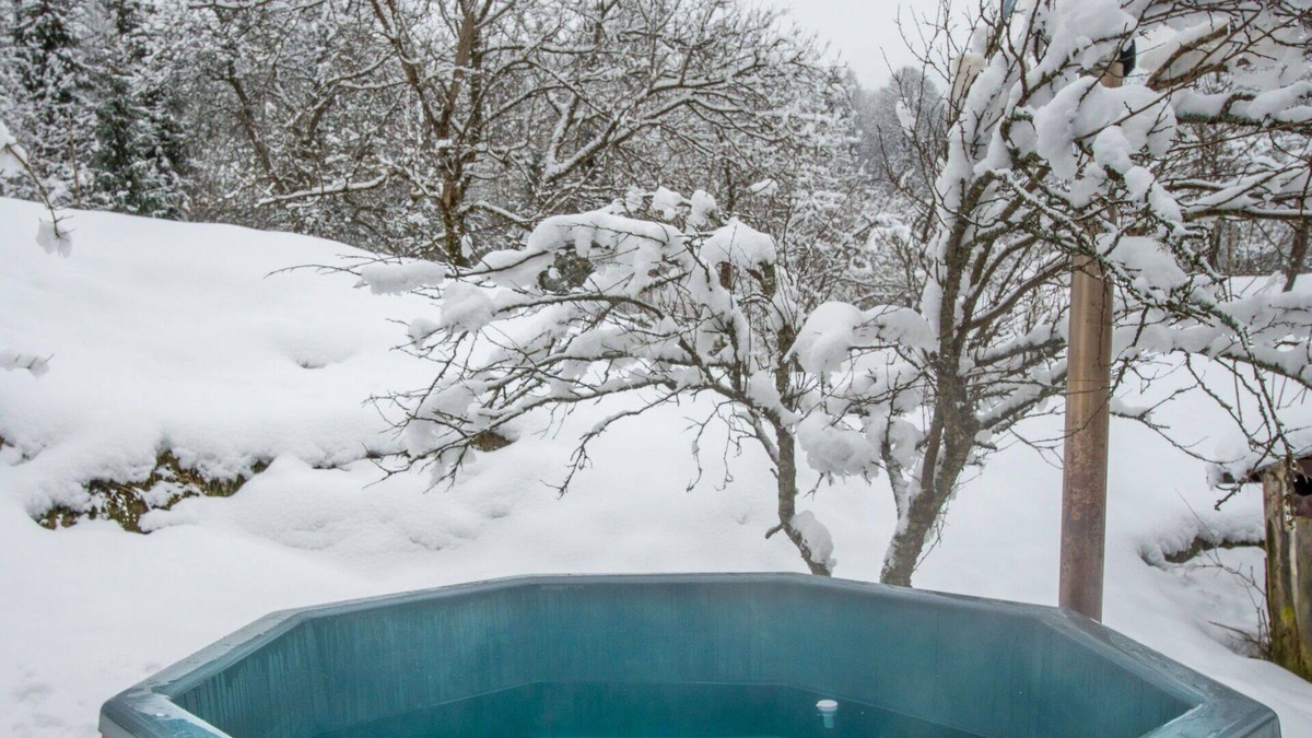 Brod Moravice House | Beautiful private villa for 4 guests with WIFI, hot tub, TV, terrace, pets allowed and parking