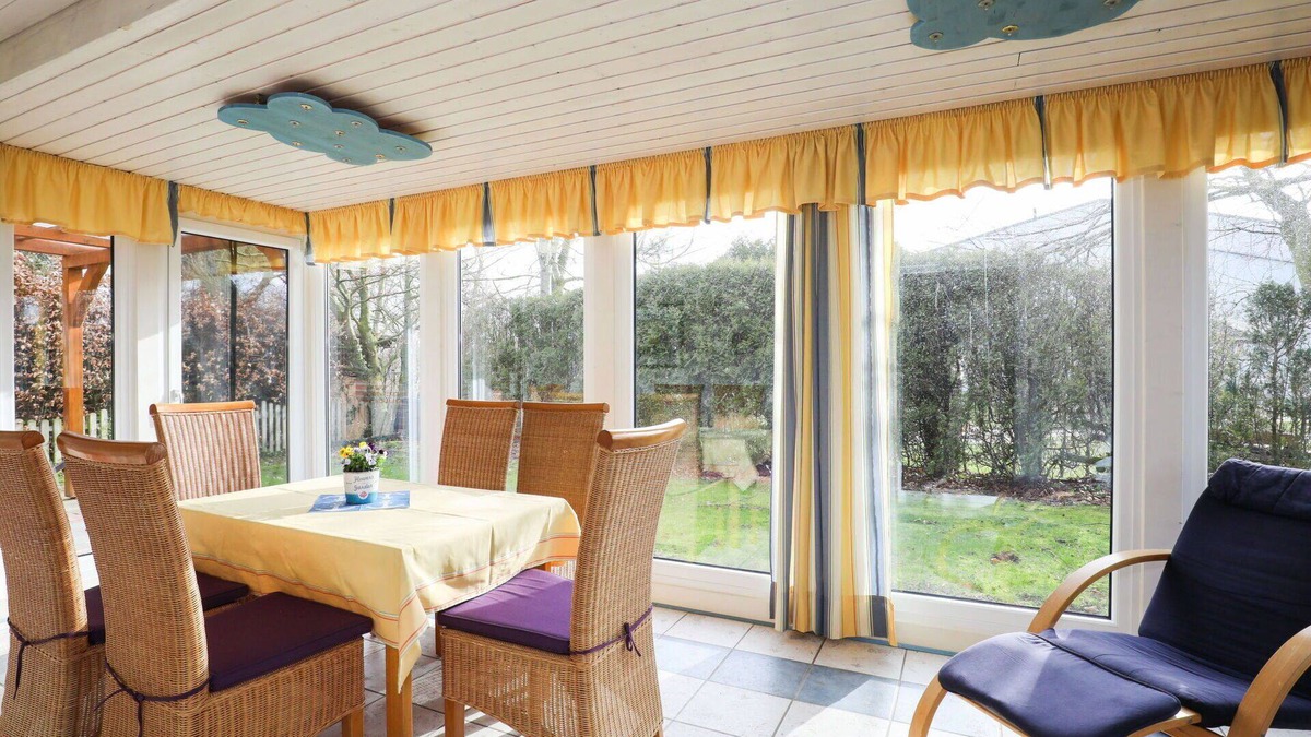 Norderteil House | Beautiful private villa for 5 people with TV, patio, pets allowed and parking