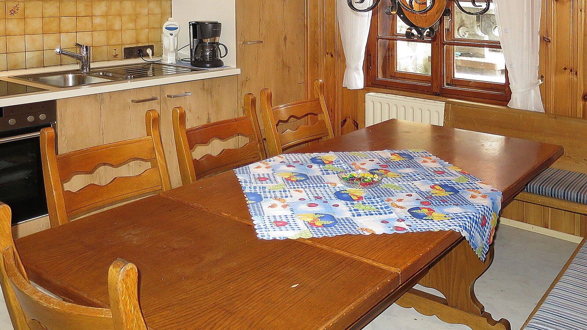Strengen House | Beautiful private villa for 10 people with TV and terrace