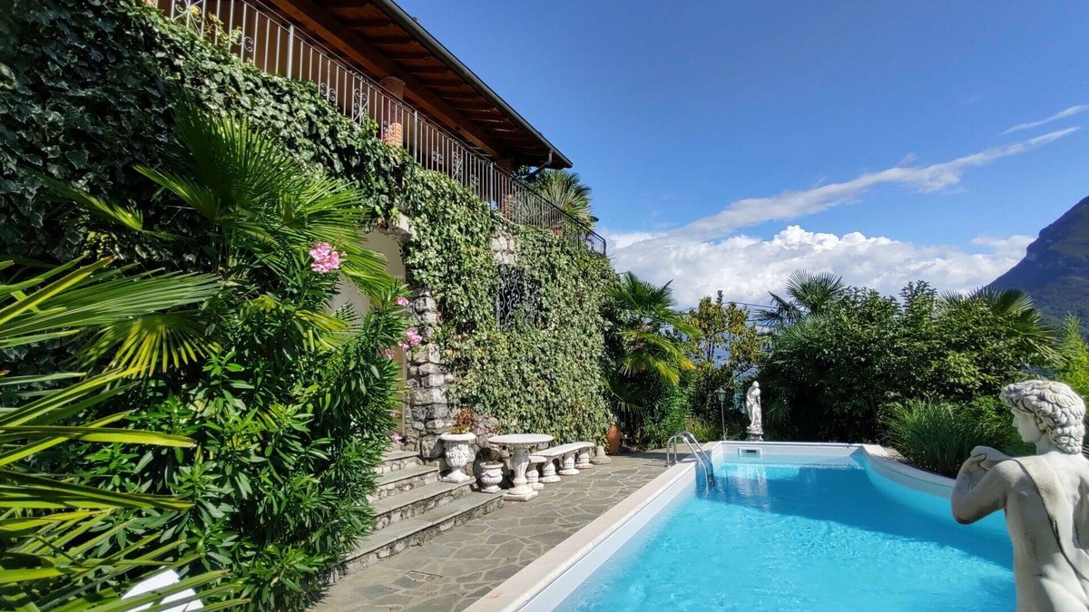 Carlazzo House | Beautiful private villa for 6 people with private pool, WIFI, TV, terrace and parking