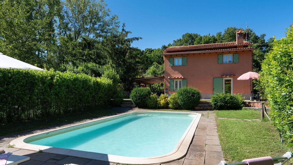 Scarperia Villa | Beautiful private villa with private pool, WIFI, A/C, TV, patio, panoramic view and parking