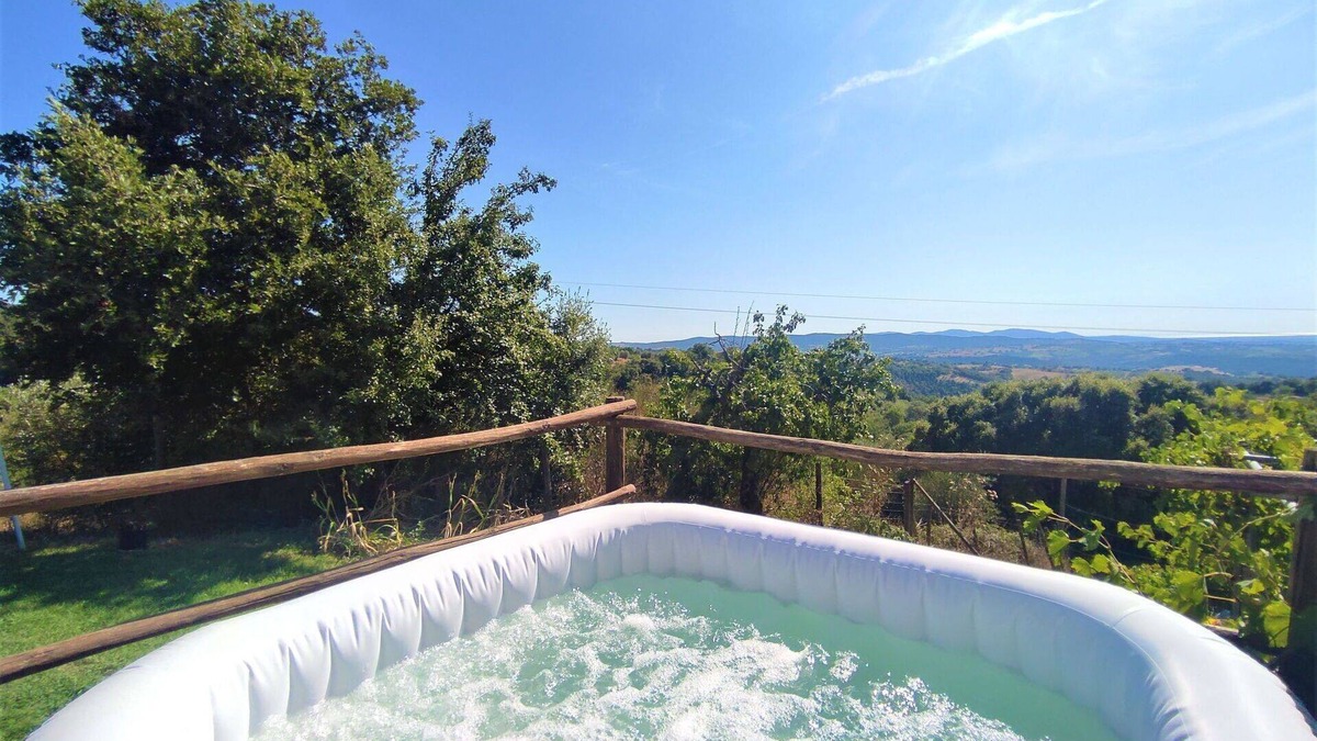 Scansano House | Beautiful private villa with hot tub, WIFI, TV, terrace, pets allowed and panoramic view