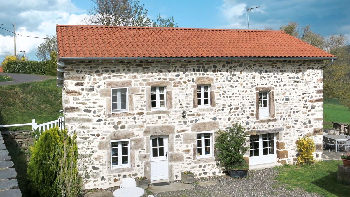 Chamalieres-sur-Loire House | Beautiful private villa for 6 people with WIFI, TV, terrace, pets allowed and parking