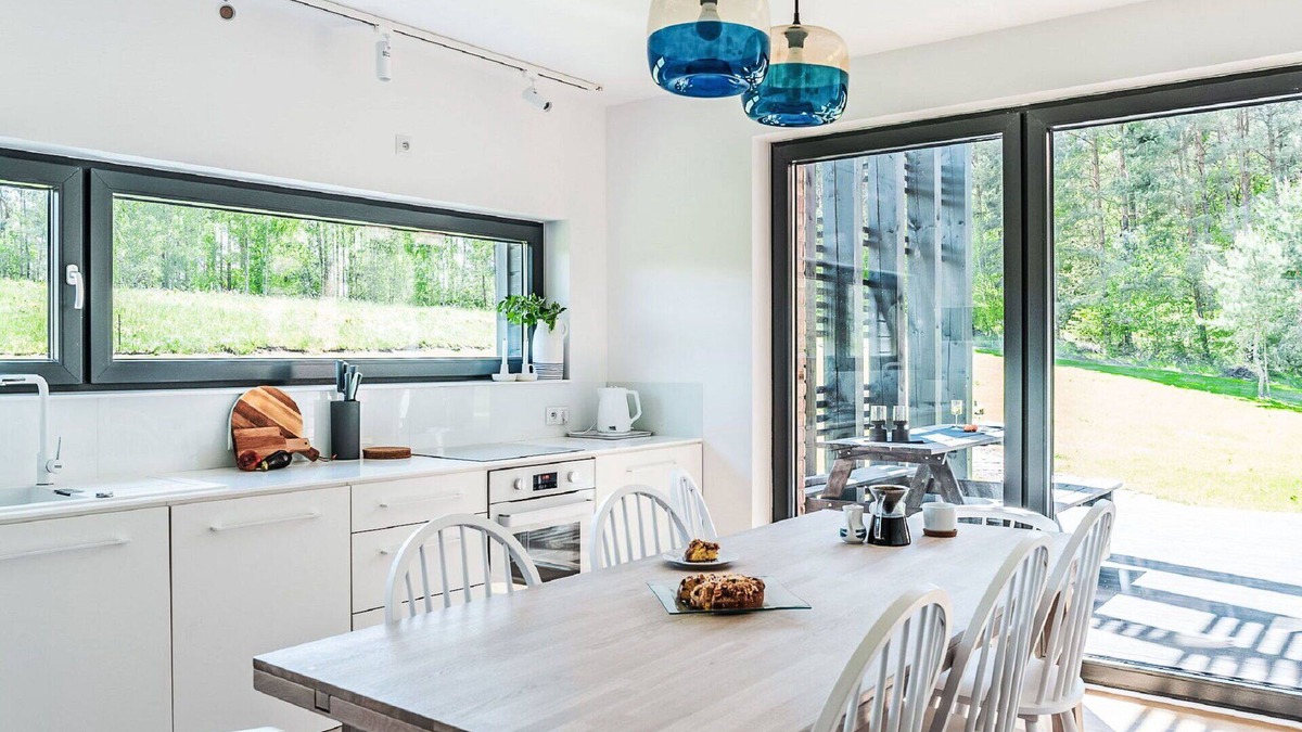 Mragowo House | Beautiful private villa for 8 guests with WIFI, patio and parking