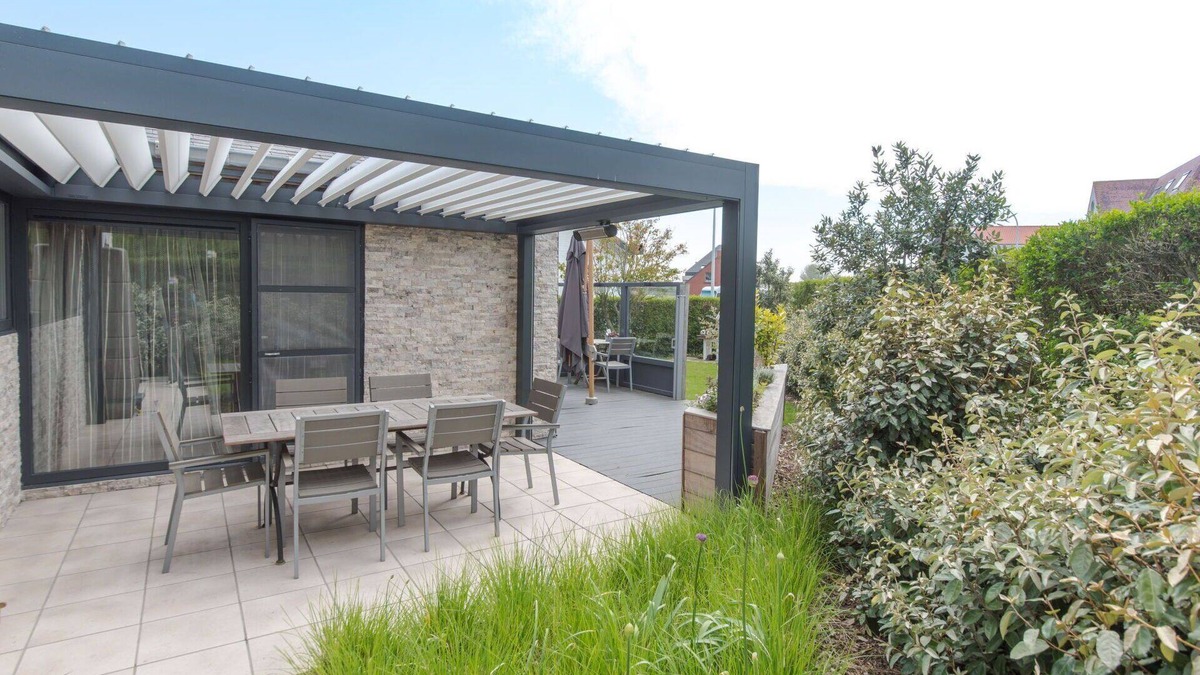 Bredene House | Beautiful private villa for 5 guests with WIFI, TV and terrace