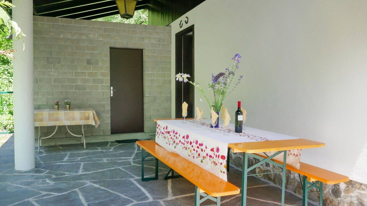 Olivone House | Beautiful private villa for 6 people with WIFI, TV, patio and pets allowed