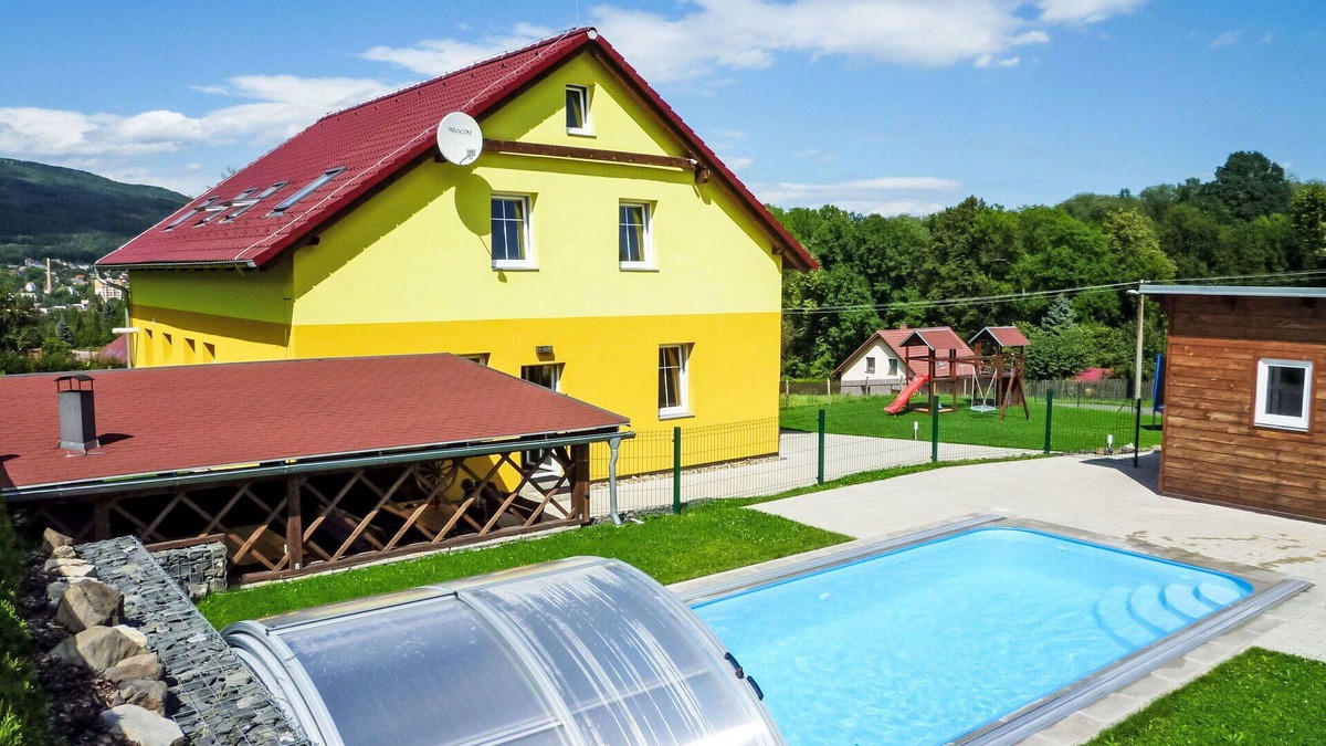 Jilove House | Beautiful private villa for 18 guests with hot tub, WIFI, private pool, TV, patio and parking