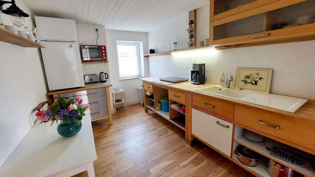 Falkenhain Villa | Beautiful private villa for 3 guests with WIFI, TV, terrace and parking