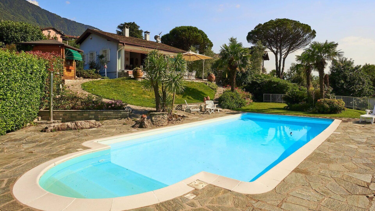 Olgiasca House | Beautiful private villa for 6 guests with A/C, private pool, WIFI, TV, terrace and parking